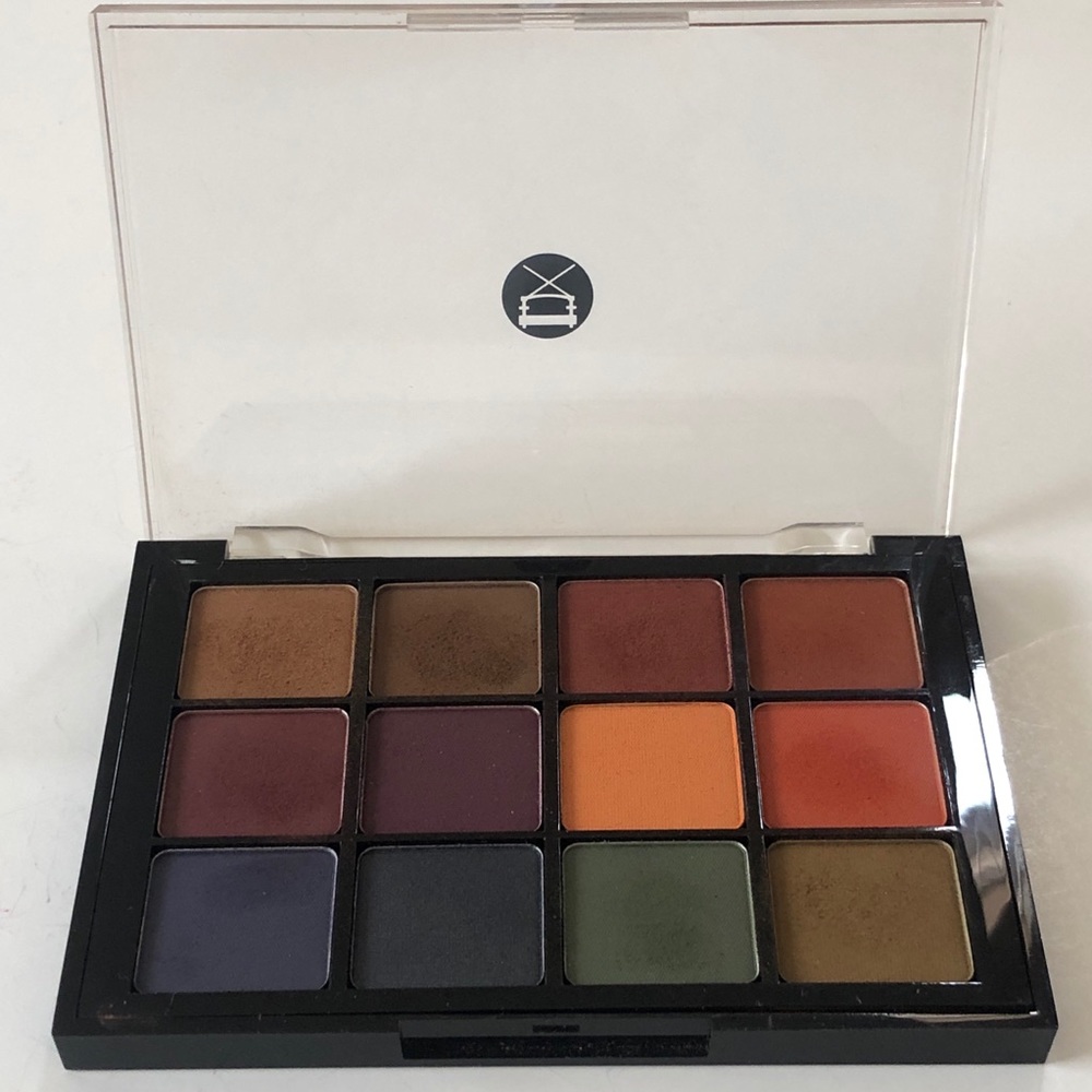 Viseart eyeshadow palette 04 Dark Matte France